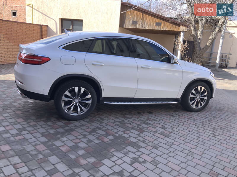 Mercedes-Benz GLE-Class 2016
