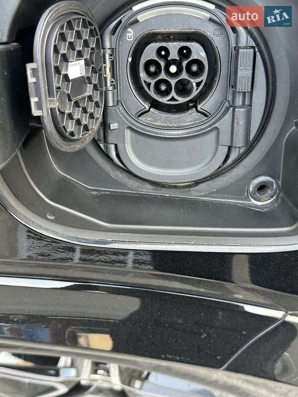 Позашляховик / Кросовер Mercedes-Benz GLE-Class 2020 в Києві