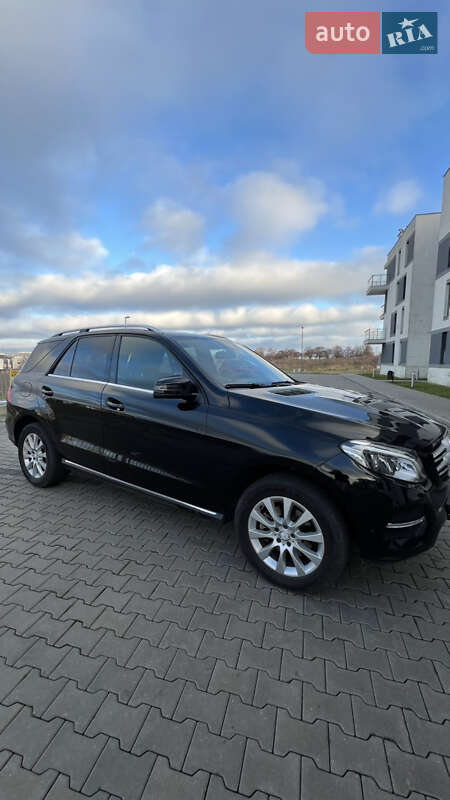 Внедорожник / Кроссовер Mercedes-Benz GLE-Class 2017 в Луцке