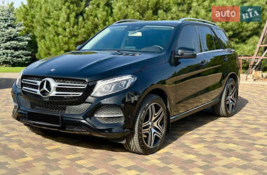 Внедорожник / Кроссовер Mercedes-Benz GLE-Class 2015 в 