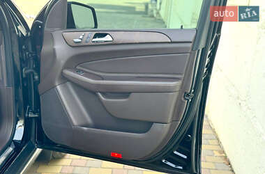 Внедорожник / Кроссовер Mercedes-Benz GLE-Class 2015 в 