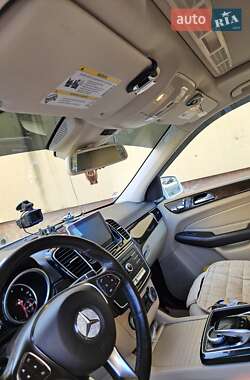Внедорожник / Кроссовер Mercedes-Benz GLE-Class 2015 в 