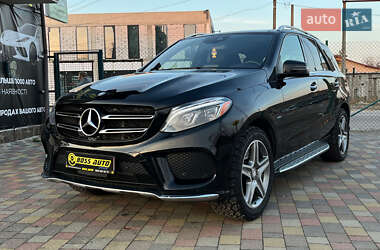 Позашляховик / Кросовер Mercedes-Benz GLE-Class 2016 в 