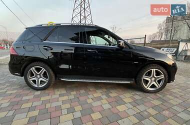 Позашляховик / Кросовер Mercedes-Benz GLE-Class 2016 в 
