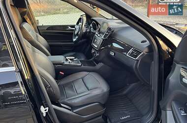 Позашляховик / Кросовер Mercedes-Benz GLE-Class 2016 в 