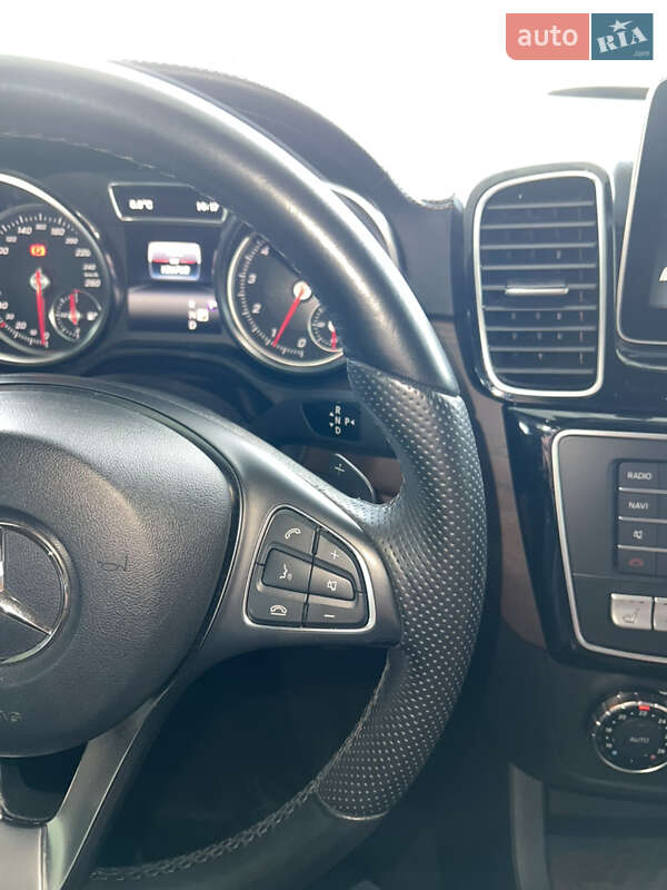 Позашляховик / Кросовер Mercedes-Benz GLE-Class 2016 в Кривому Розі