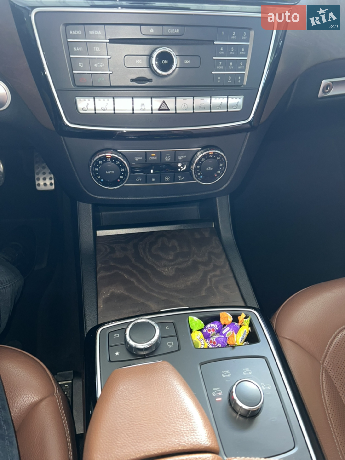 2016 Mercedes-Benz GLE - мініатюра 28