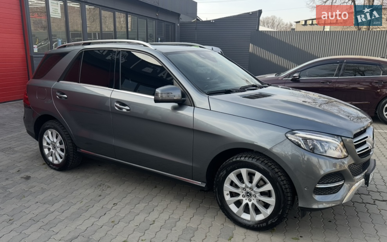 2016 Mercedes-Benz GLE - мініатюра 43