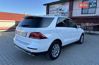Внедорожник / Кроссовер Mercedes-Benz GLE-Class 2016 в 