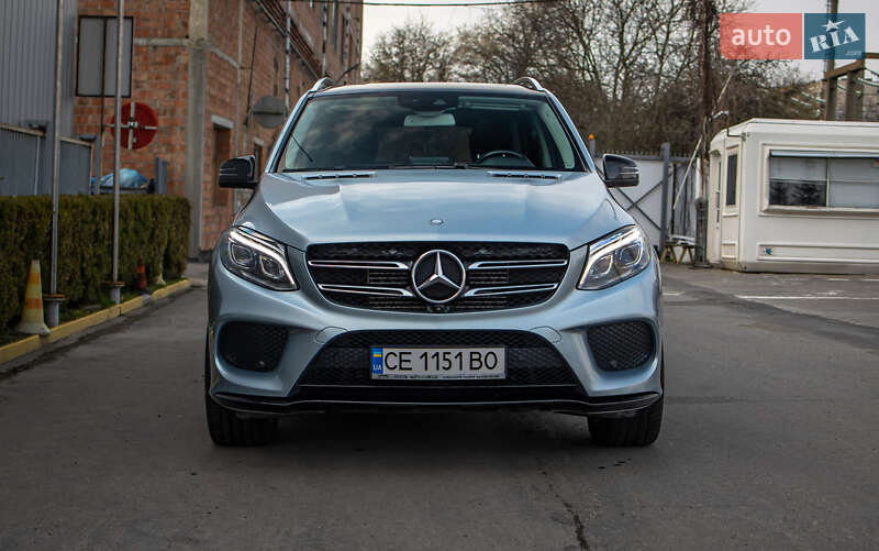 Внедорожник / Кроссовер Mercedes-Benz GLE-Class 2016 в 