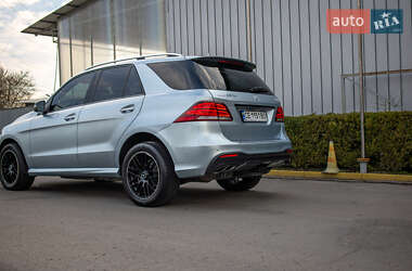 Внедорожник / Кроссовер Mercedes-Benz GLE-Class 2016 в 