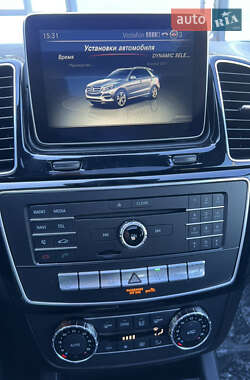Внедорожник / Кроссовер Mercedes-Benz GLE-Class 2015 в 