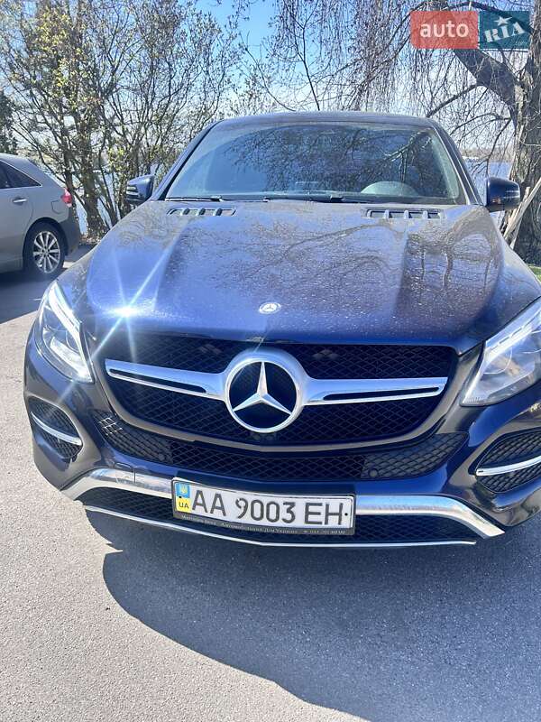 Внедорожник / Кроссовер Mercedes-Benz GLE-Class 2015 в Киеве