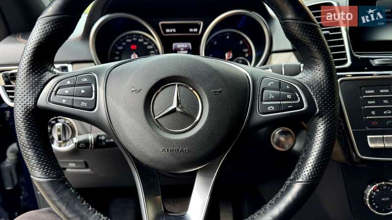 Позашляховик / Кросовер Mercedes-Benz GLE-Class 2016 в Стрию