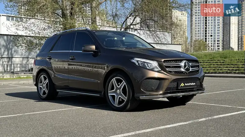 Внедорожник / Кроссовер Mercedes-Benz GLE-Class 2015 в 