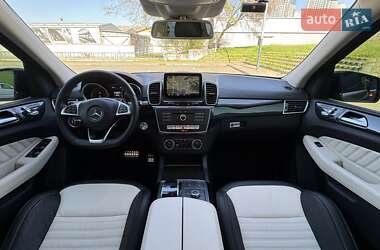 Позашляховик / Кросовер Mercedes-Benz GLE-Class 2015 в 