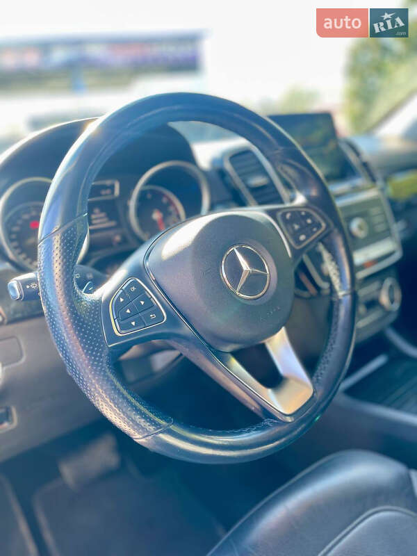 Внедорожник / Кроссовер Mercedes-Benz GLE-Class 2016 в Черновцах
