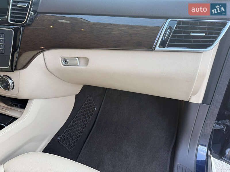 Позашляховик / Кросовер Mercedes-Benz GLE-Class 2015 в Києві