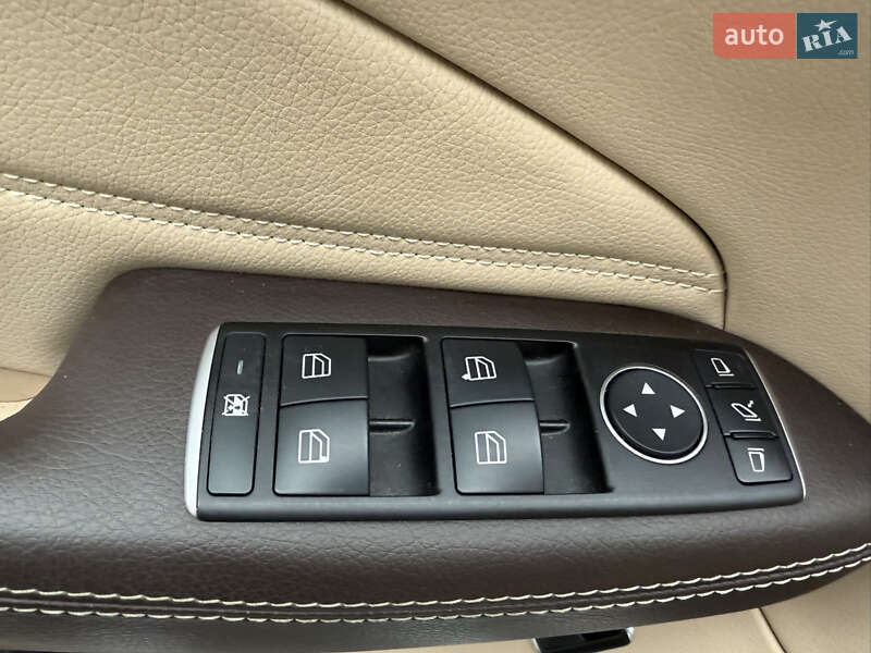 Позашляховик / Кросовер Mercedes-Benz GLE-Class 2015 в Києві