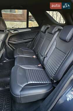 Внедорожник / Кроссовер Mercedes-Benz GLE-Class 2015 в 