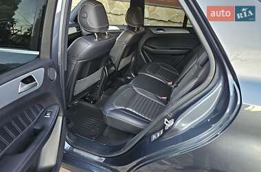 Внедорожник / Кроссовер Mercedes-Benz GLE-Class 2015 в 