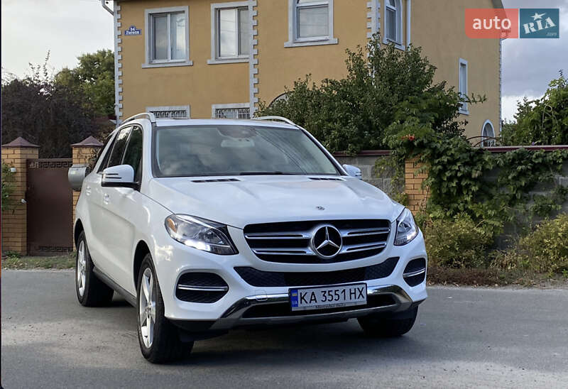 Внедорожник / Кроссовер Mercedes-Benz GLE-Class 2018 в 
