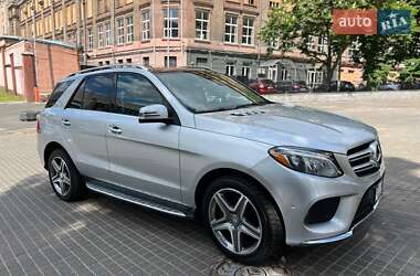 Внедорожник / Кроссовер Mercedes-Benz GLE-Class 2015 в 