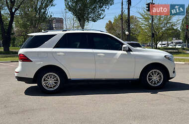 Внедорожник / Кроссовер Mercedes-Benz GLE-Class 2015 в 
