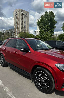 Позашляховик / Кросовер Mercedes-Benz GLE-Class 2019 в 