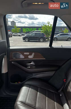 Позашляховик / Кросовер Mercedes-Benz GLE-Class 2019 в 