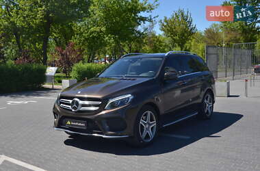 Внедорожник / Кроссовер Mercedes-Benz GLE-Class 2015 в 