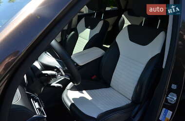 Внедорожник / Кроссовер Mercedes-Benz GLE-Class 2015 в 