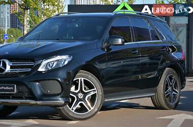 Внедорожник / Кроссовер Mercedes-Benz GLE-Class 2016 в 