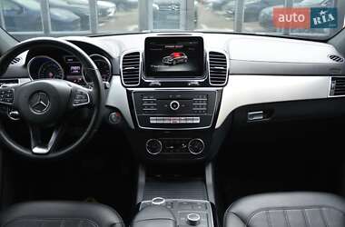Внедорожник / Кроссовер Mercedes-Benz GLE-Class 2016 в 