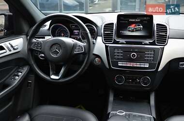 Внедорожник / Кроссовер Mercedes-Benz GLE-Class 2016 в 