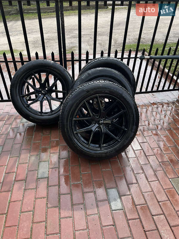 Позашляховик / Кросовер Mercedes-Benz GLE-Class 2020 в Тернополі фото 49 Позашляховик / Кросовер Mercedes-Benz GLE-Class 2020 в Тернополі