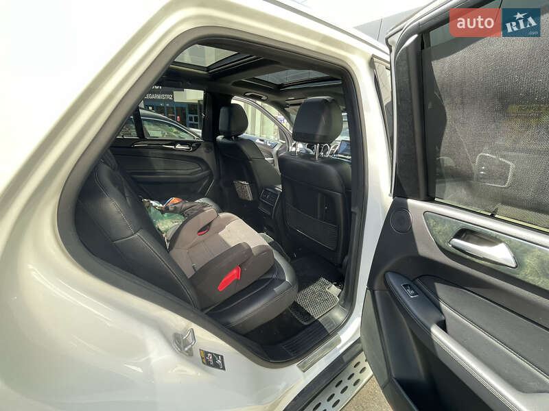 Позашляховик / Кросовер Mercedes-Benz GLE-Class 2016 в Хмельницькому