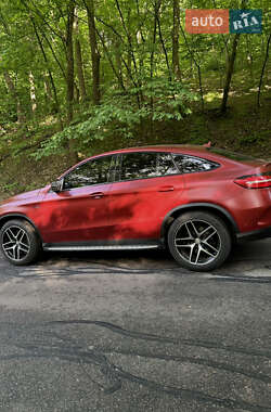 Внедорожник / Кроссовер Mercedes-Benz GLE-Class 2015 в 