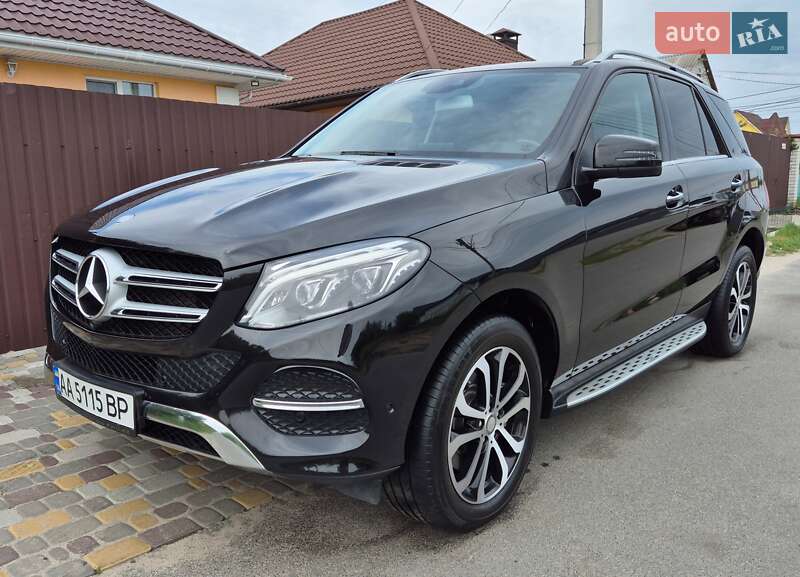 Позашляховик / Кросовер Mercedes-Benz GLE-Class 2016 в Києві фото 3 Позашляховик / Кросовер Mercedes-Benz GLE-Class 2016 в Києві