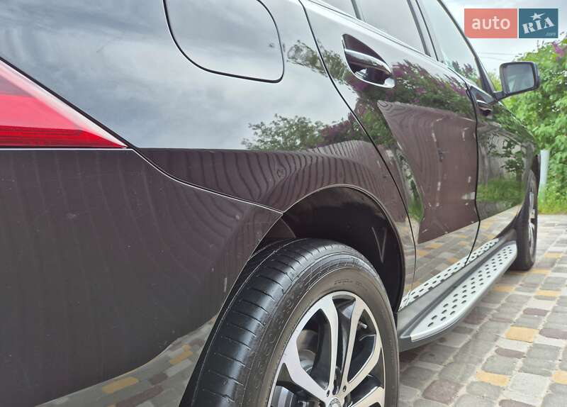 Позашляховик / Кросовер Mercedes-Benz GLE-Class 2016 в Києві фото 10 Позашляховик / Кросовер Mercedes-Benz GLE-Class 2016 в Києві