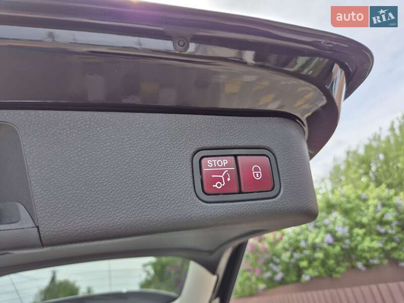 Позашляховик / Кросовер Mercedes-Benz GLE-Class 2016 в Києві фото 26 Позашляховик / Кросовер Mercedes-Benz GLE-Class 2016 в Києві