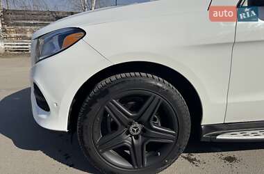 Внедорожник / Кроссовер Mercedes-Benz GLE-Class 2017 в 