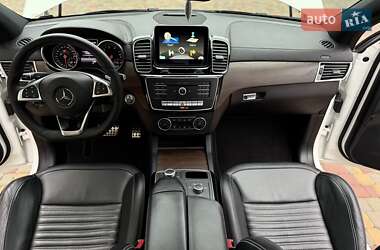 Внедорожник / Кроссовер Mercedes-Benz GLE-Class 2016 в 