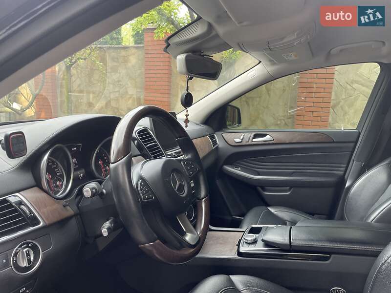 Позашляховик / Кросовер Mercedes-Benz GLE-Class 2016 в Києві
