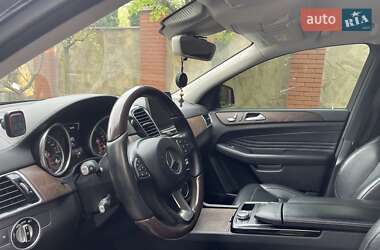 Позашляховик / Кросовер Mercedes-Benz GLE-Class 2016 в 
