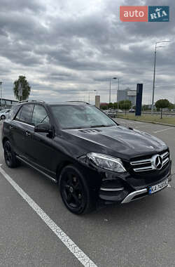 Позашляховик / Кросовер Mercedes-Benz GLE-Class 2015 в 