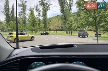 Внедорожник / Кроссовер Mercedes-Benz GLE-Class 2021 в 