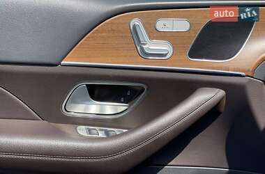 Позашляховик / Кросовер Mercedes-Benz GLE-Class 2019 в 