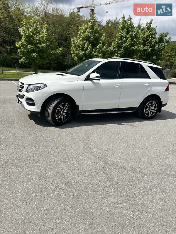 Внедорожник / Кроссовер Mercedes-Benz GLE-Class 2016 в Львове