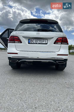 Внедорожник / Кроссовер Mercedes-Benz GLE-Class 2016 в 